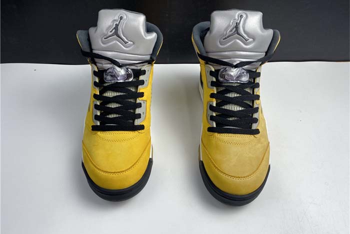 Air Jordan Tokyo  454783-701