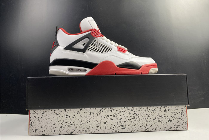 AIR JORDAN 4 RETRO DC7770-160