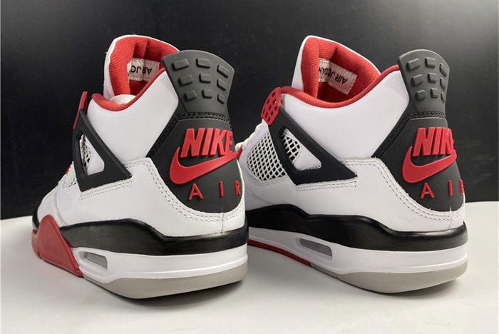 AIR JORDAN 4 RETRO DC7770-160