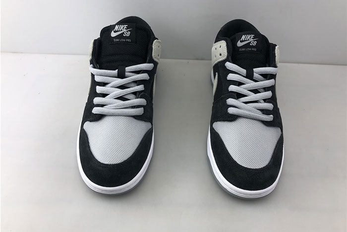 NIKE SB ZOOM DUNK LOW PRO 854866-001
