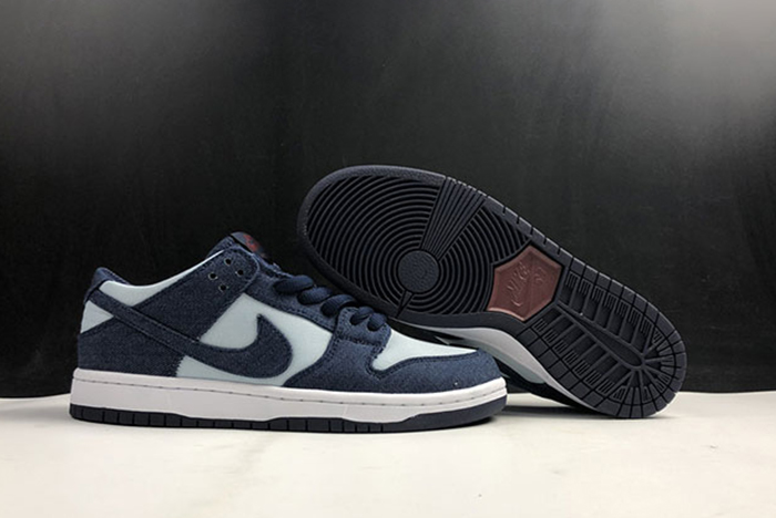 Zoom Dunk Low Pro SB ''Binary Blue'' 854866-444
