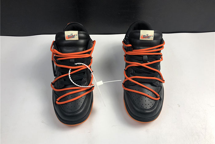 Off-White x Nike Dunk Low CT0856-005
