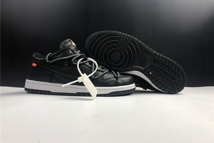 Off-White x Nike Dunk Low CT0856-002