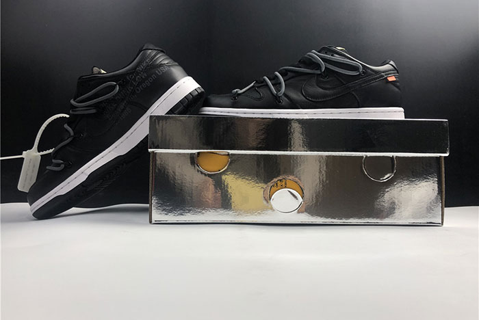 Off-White x Nike Dunk Low CT0856-002
