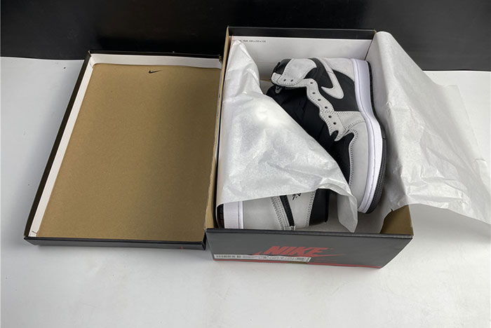 Air Jordan 1 Retro High Black White Light Smoke Grey "Shadow 2.0" - 555088-035