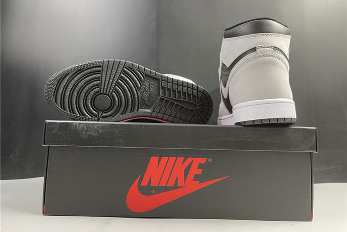 Air Jordan 1 Retro High Black White Light Smoke Grey "Shadow 2.0" - 555088-035