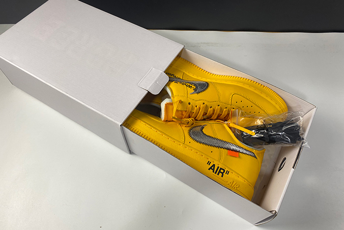 Nike Air Force 1 Low OFF-WHITE University Gold Metallic Silver - DD1876-700