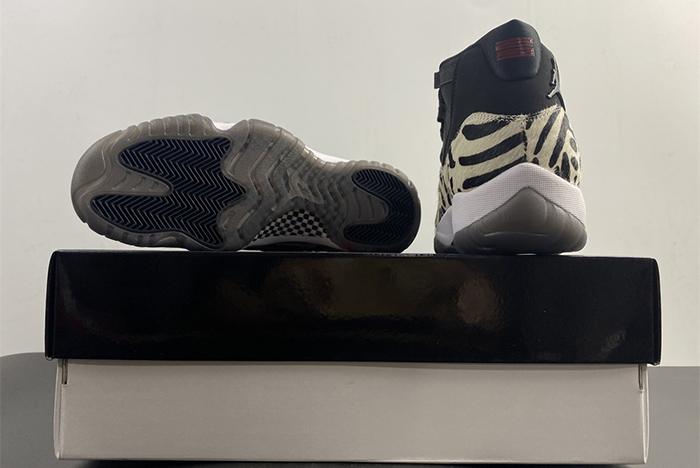 Air Jordan 11 Animal Instinct - AR0715-010