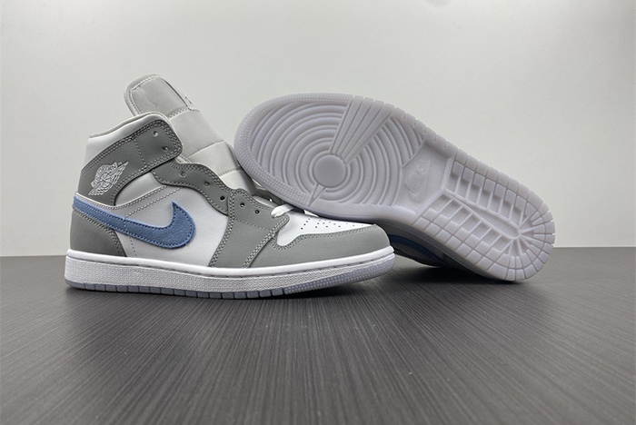 Air Jordan 1 Mid Wolf Grey Aluminum - BQ6472-105