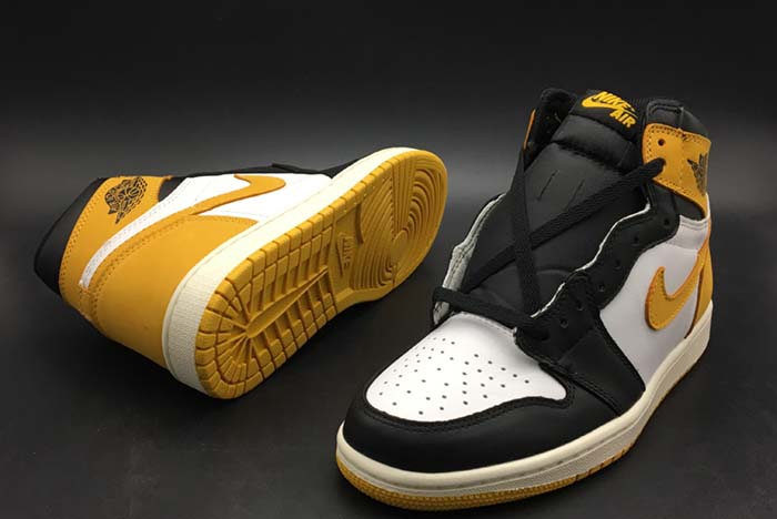 Air Jordan 1 Retro High Yellow Ochre - 555088-109