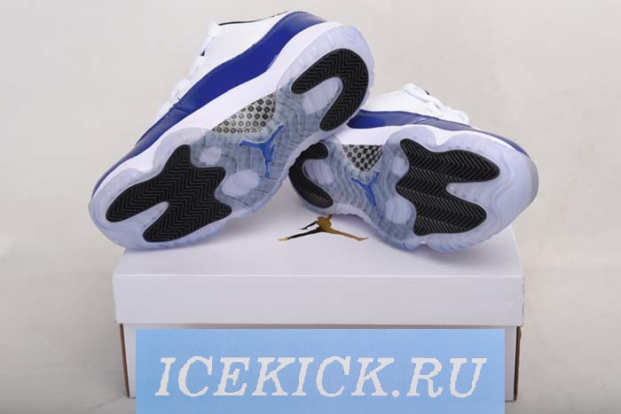 Air Jordan 11 Low WMNS “Concord” AH7860-100