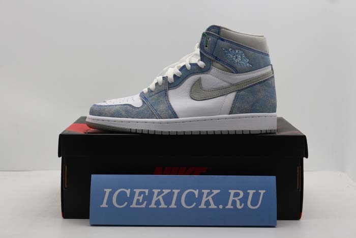Air Jordan 1 Retro High OG Hyper Royal - 555088-402