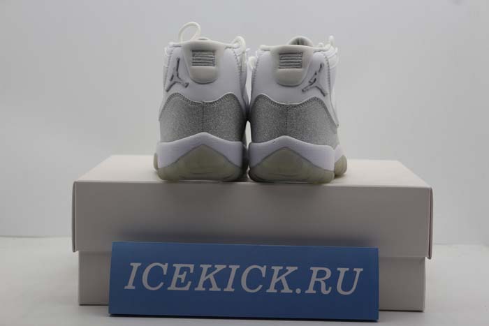 Air Jordan 11 WMNS “Metallic Silver AR0715-100