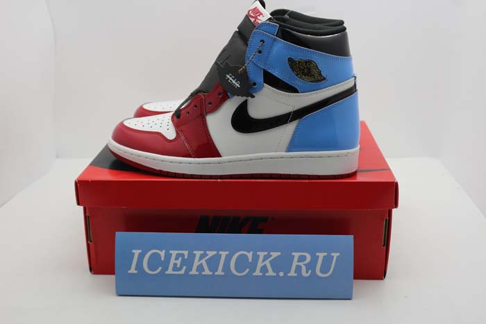 JORDAN 1 RETRO HIGH FEARLESS UNC CHICAGO - CK5666-100