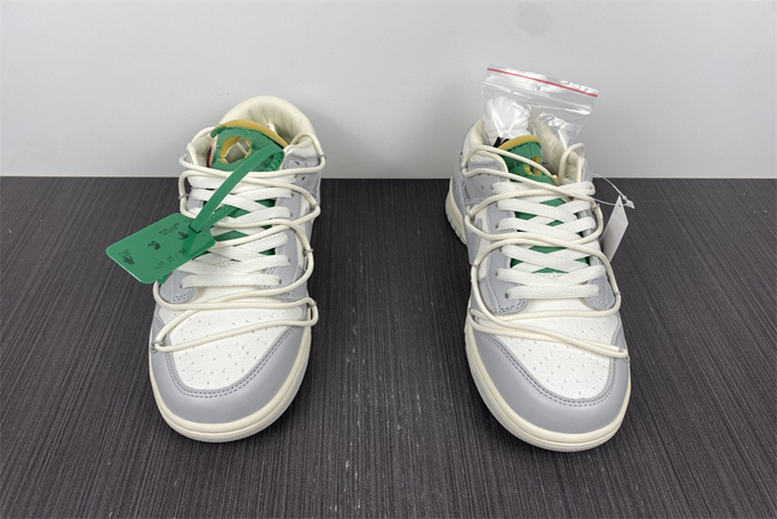 Off-White x Dunk Low OW 25of50 DM1602-121