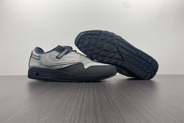 MAX 1 TS Travis Scott x Nike Air Max 1 DO9392-001