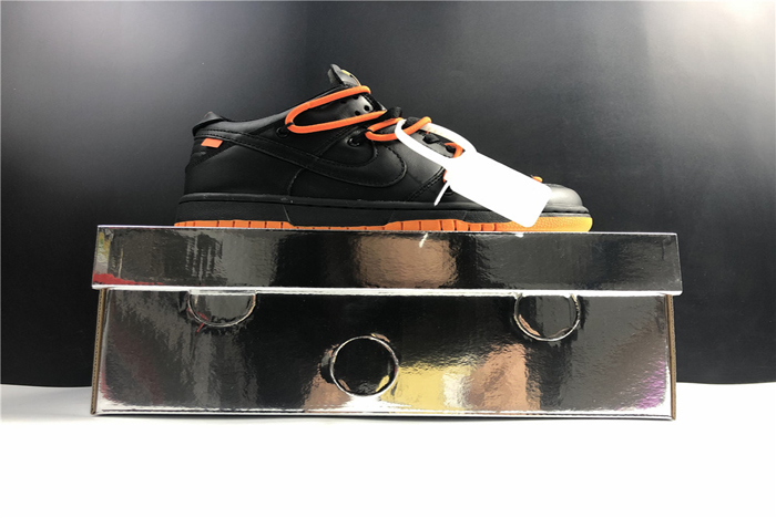 off-White SB Dunk CT0856-002-1
