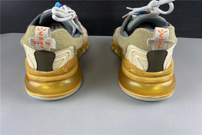 Travis Scott x Nike Air Max 270 React  CT2864-200