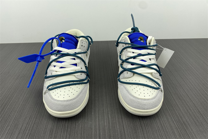 Off-White x Nike Dunk Low  DJ0950-111