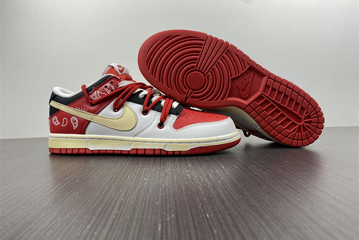 Nike SB Dunk Low UNIVERSITY RED DD1391-600