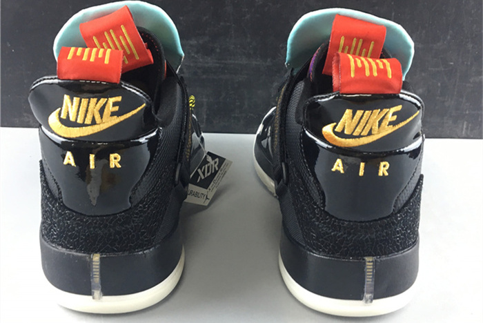 AIR JORDAN XXXIII SE BLACK BV5072-007