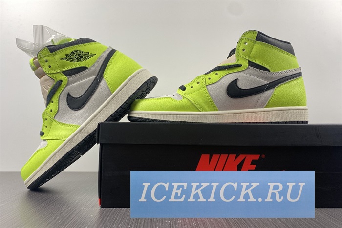 Air Jordan 1 Retro High OG 555088-702