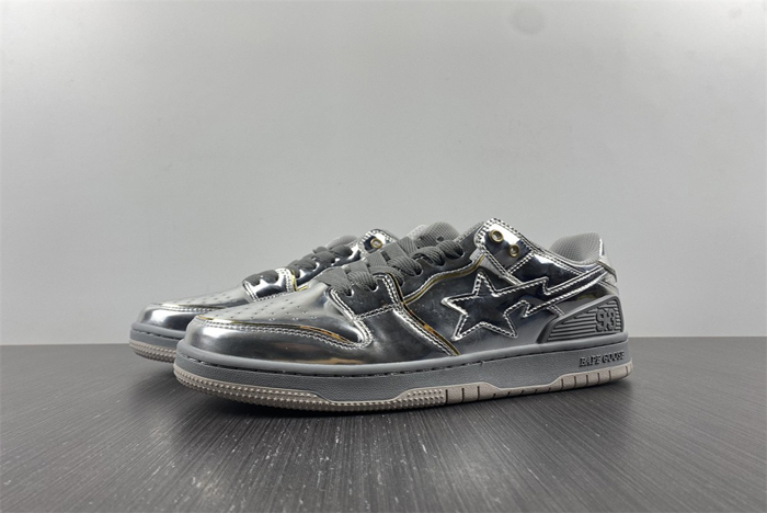 A BATHING APE sliver
