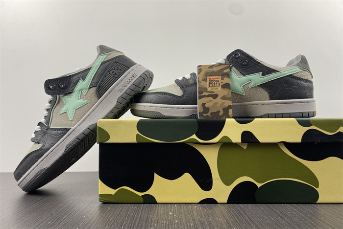 A BATHING APE 1hh