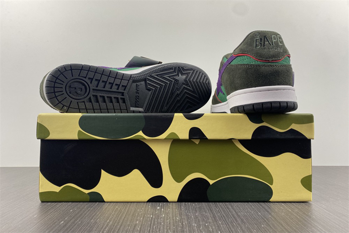 A BATHING APE 1heh