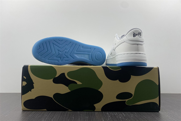 A BATHING APE 15587
