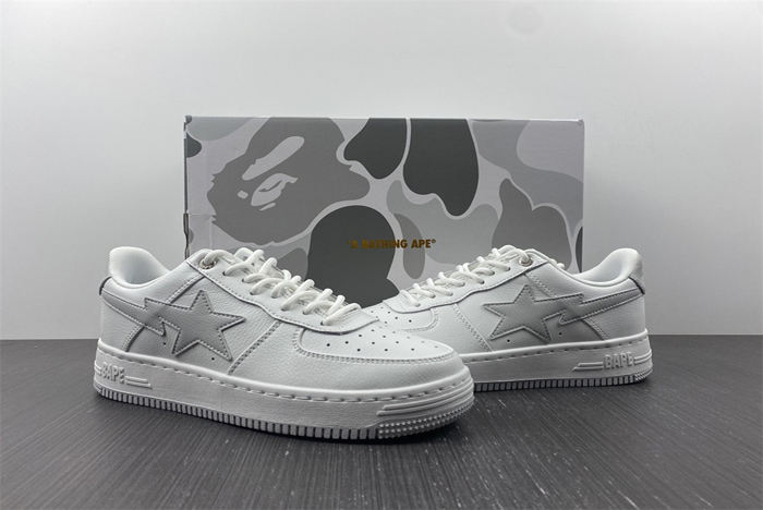 A BATHING APE 15584874