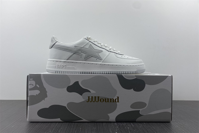 A BATHING APE 15584874