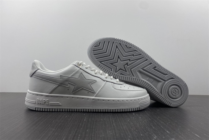 A BATHING APE 15584874