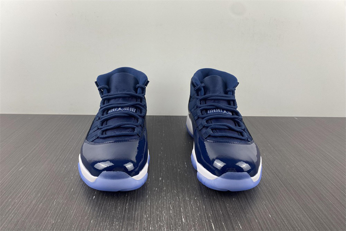 Air Jordan 11  378037-441