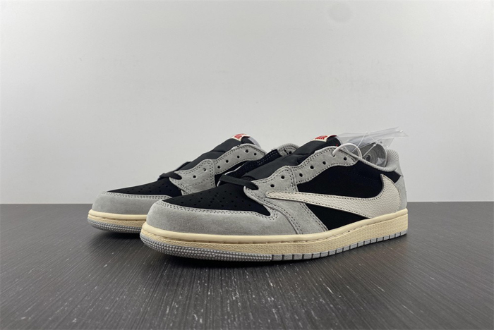 Travis Scott x Air Jordan 1 Low OG AJ1 DM7866-010