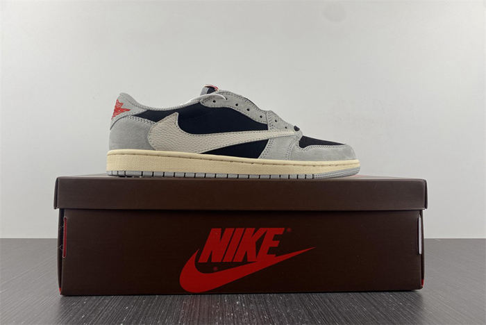 Travis Scott x Air Jordan 1 Low OG AJ1 DM7866-010