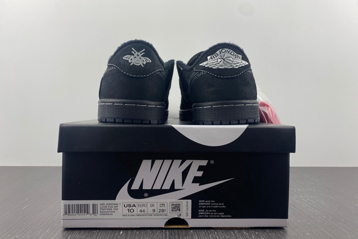 Travis Scott x Air Jordan 1 Low OG