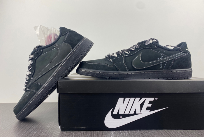 Travis Scott x Air Jordan 1 Low OG