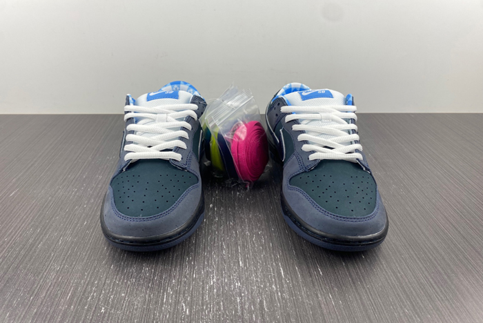 Nike Dunk SB Low Blue Lobster