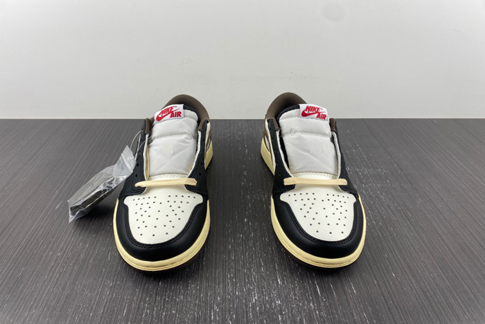 Air Jordan AJ1 Low OG SP +TRAVIS SCOTT