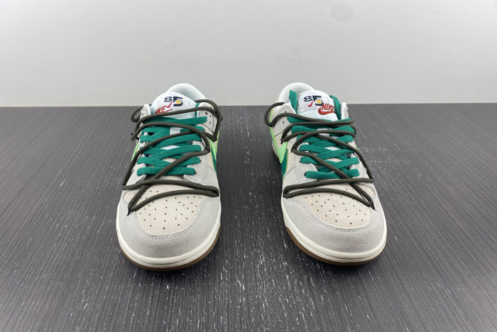 Nike Dunk Low SE 85  DO9457-100J