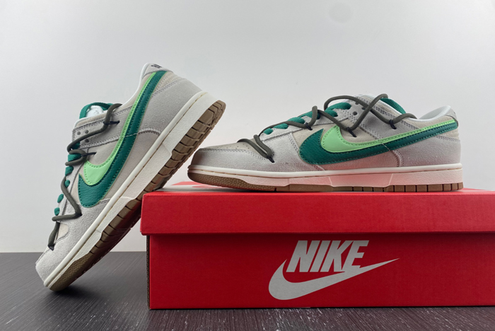 Nike Dunk Low SE 85  DO9457-100J
