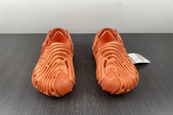 Cr*0*s x salehe bembury 207393-6rl