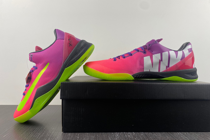 Kobe 8 System MC  615315-500