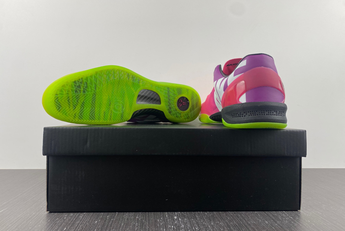 Kobe 8 System MC  615315-500