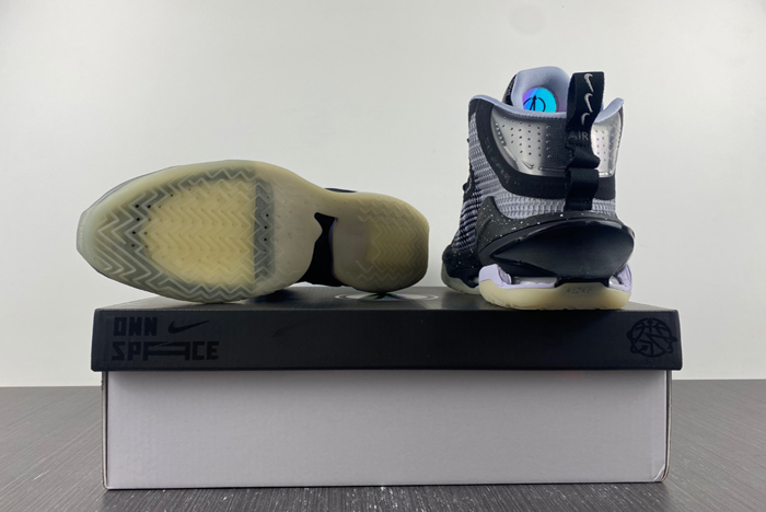 NIKE AIR ZOOM G.T. JUMP EP  DC9039-001