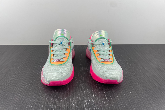Nike LeBron 20 LBJ20 DJ5422-300