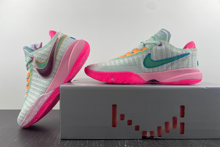 Nike LeBron 20 LBJ20 DJ5422-300