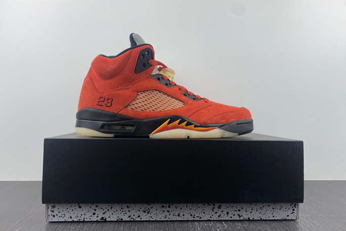 NIKE AJ5 Air Jordan 5 WMNS DUNK ON MARTS 2023
