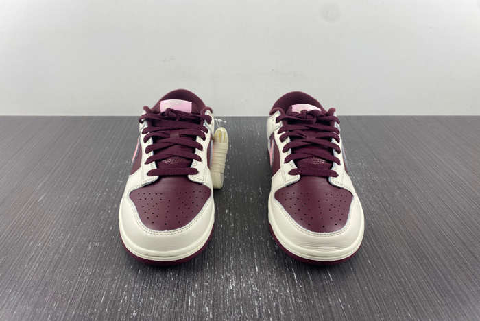Nike Dunk Low “Valentine’s Day  DR9705-100